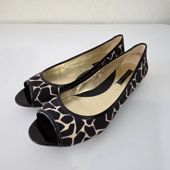 Bandalino Giraffe Print Peep-Toe Flats - Picture 11 of 11